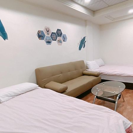 旅fun逢甲 Apartment Тайджун Екстериор снимка